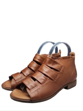 Miz Mooz Dewdrop Brown Leather Sandals‎ Size 6.5 - 7 Wide